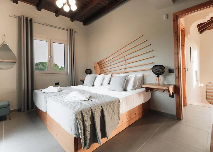 Villa Di Leon - Uniquely Designed With Pool In A Picturesque Village Near Famous Porto Limnionas, Offering Exceptional Hospitality By Mana Gers *
