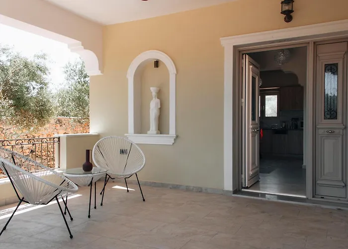 Di Leon - Uniquely Designed With Pool In A Picturesque Village Near Famous Porto Limnionas, Offering Exceptional Hospitality By Mana Gers Villa *