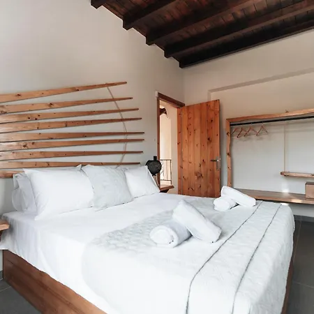 Di Leon - Uniquely Designed With Pool In A Picturesque Village Near Famous Porto Limnionas, Offering Exceptional Hospitality By Mana Gers וילה *