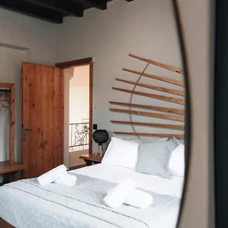 Willa Di Leon - Uniquely Designed With Pool In A Picturesque Village Near Famous Porto Limnionas, Offering Exceptional Hospitality By Mana Gers