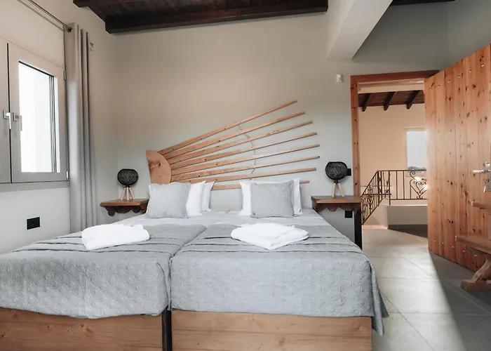 Di Leon - Uniquely Designed With Pool In A Picturesque Village Near Famous Porto Limnionas, Offering Exceptional Hospitality By Mana Gers Willa Agios Leon